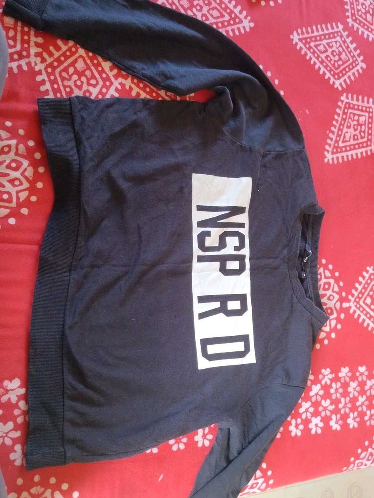 Black Sweatshirt