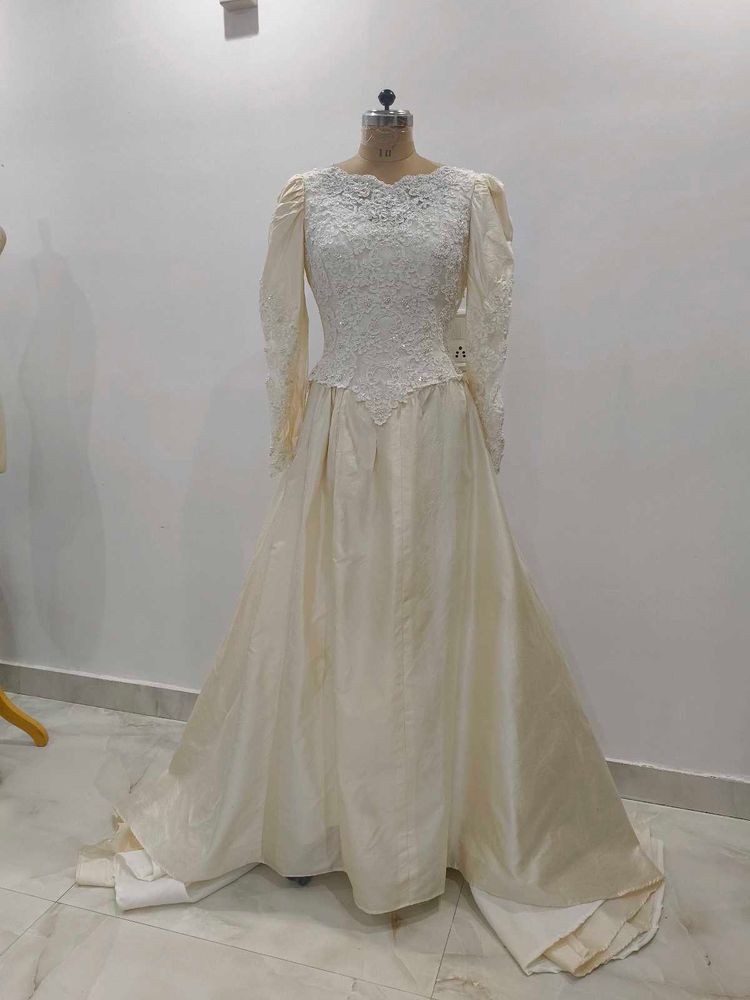 Elegant Bridal gown