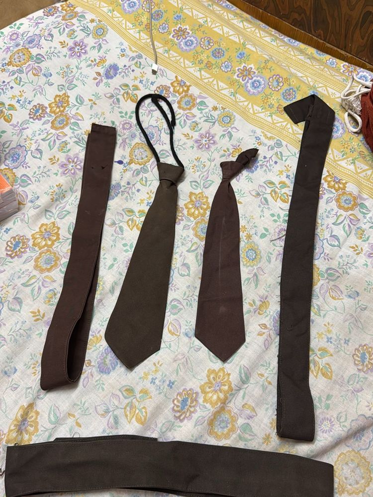 School Belt-tie