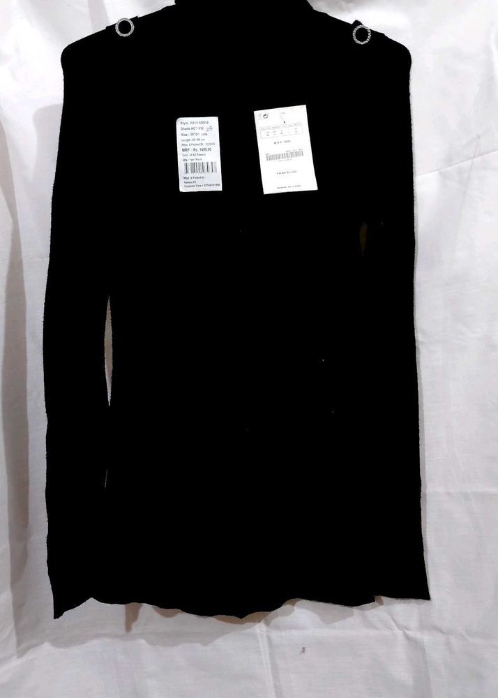 Elegant Black Top