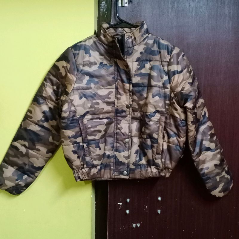 Camouflage Women Puffer Crop Jacket