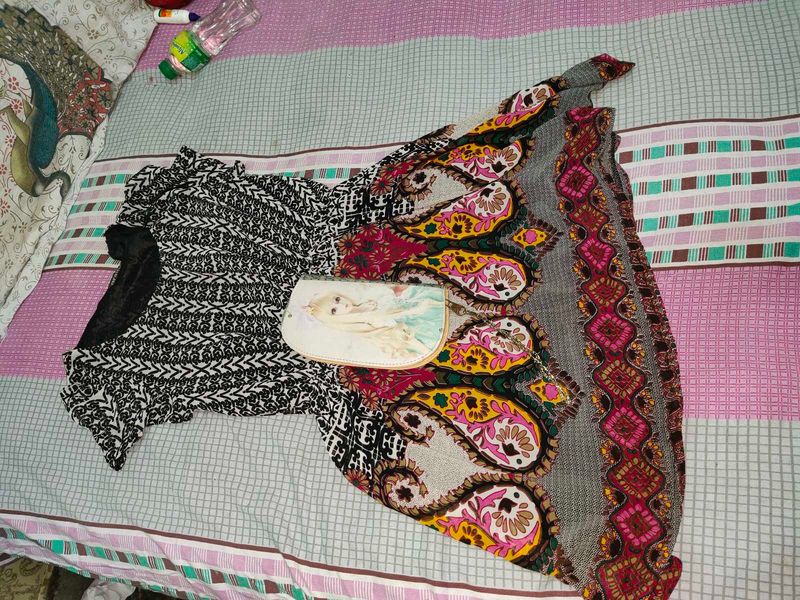 Patterned Dress and bag free