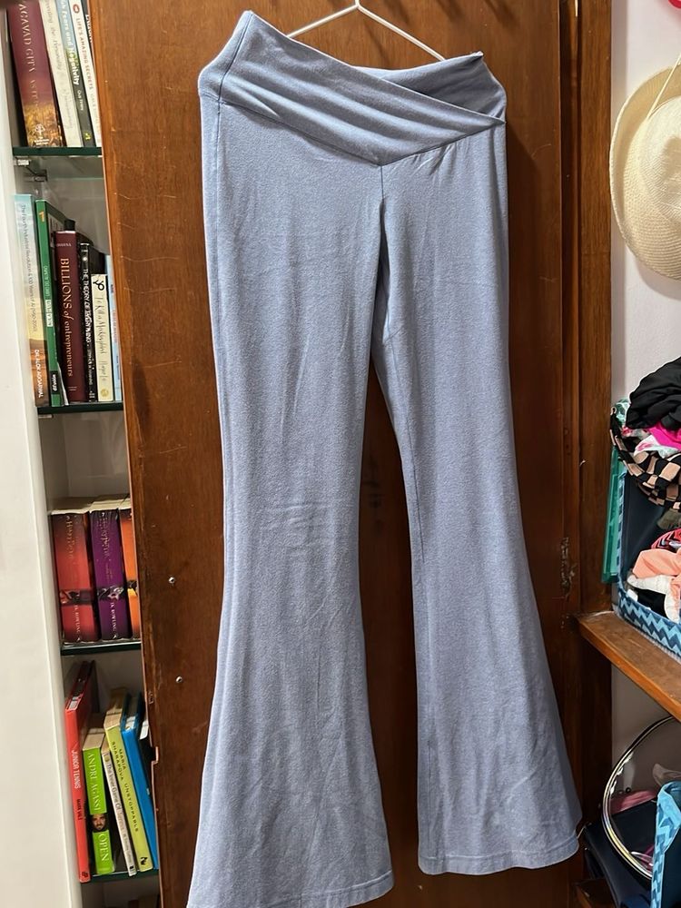 Forever 21 Flare Leggings M