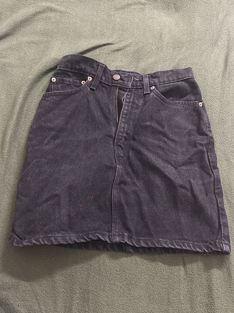 Levi's Black Denim Mini Skirt