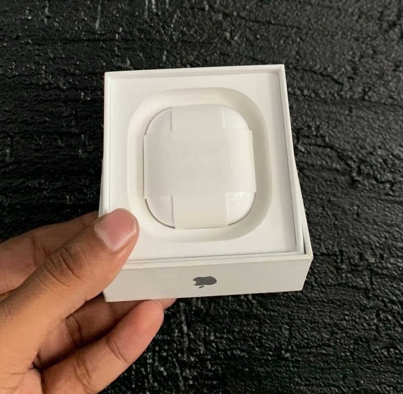Apple Earpods 4 New Launched Huye H Woo