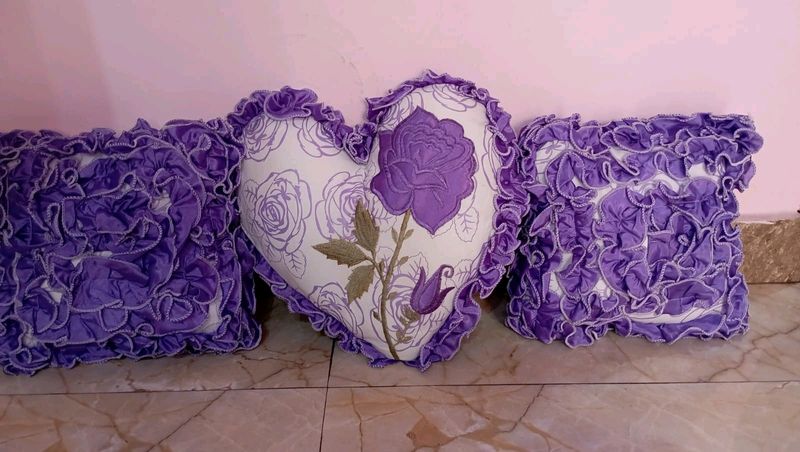 Cushion Set