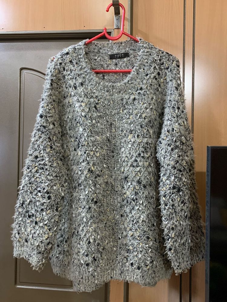 Oversized Knit Sweater