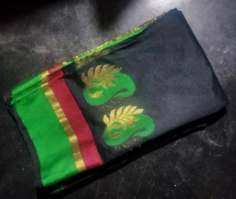 black silk blend saree