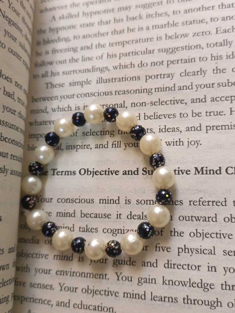 Pearl Beaded Bracelet
