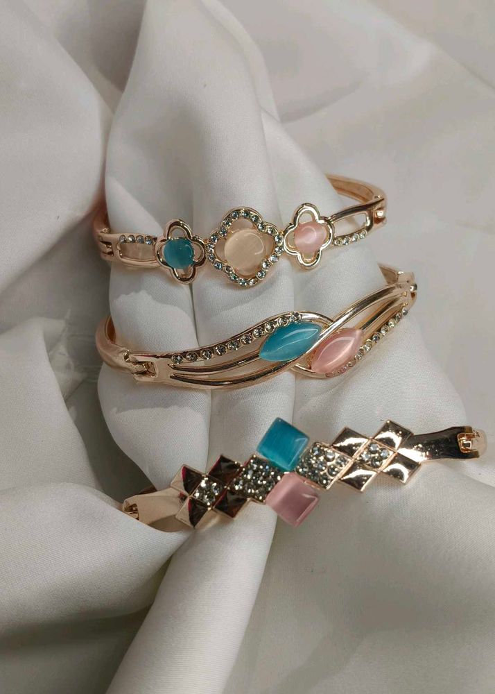 Set of 3 Stylish Bangles