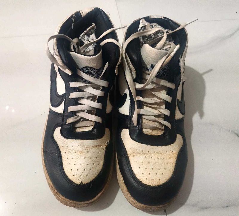 Nike Sneakers