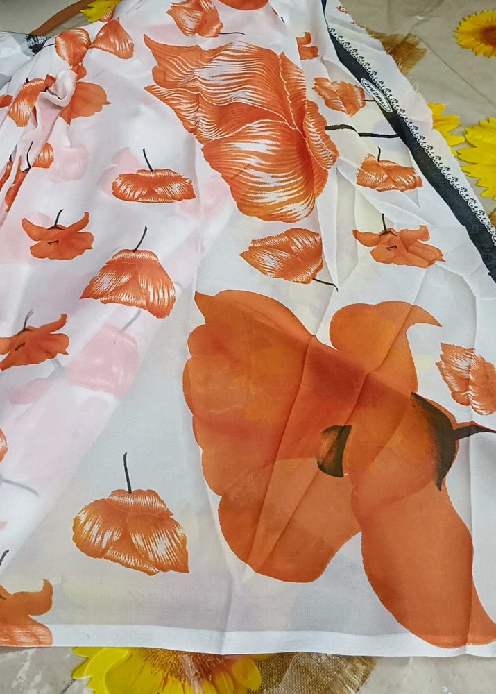 Floral Print Lightweight Saree