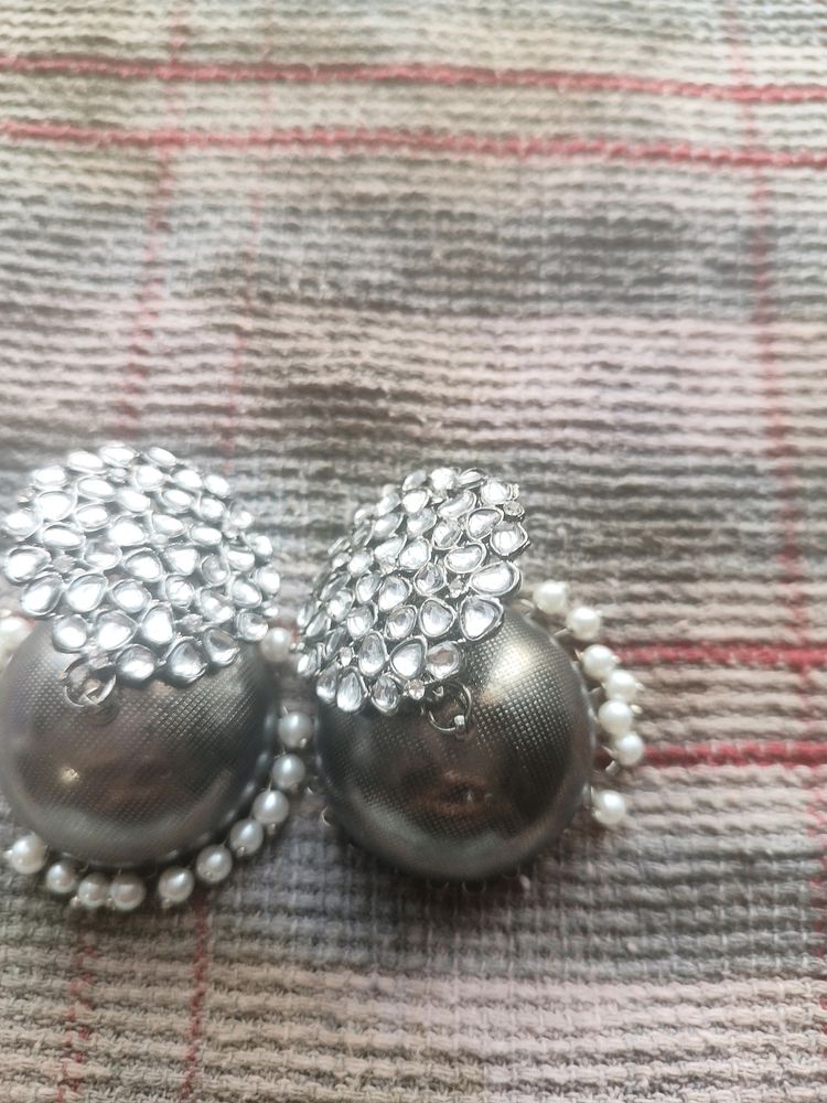 Beautiful Black Earrings