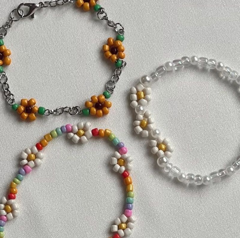 Daisy Beaded Bracelet Set Of 3