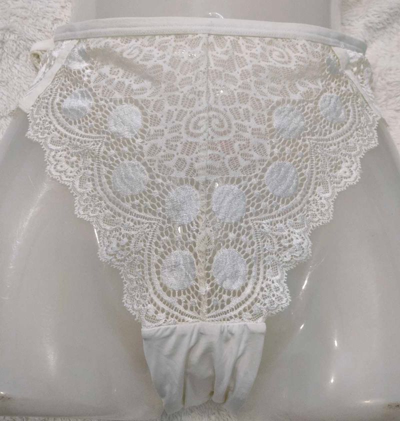 Lace Thong Panty 💚