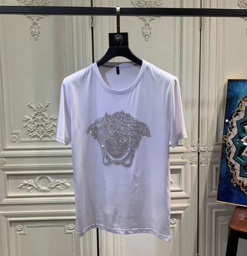 Women White Tshirt