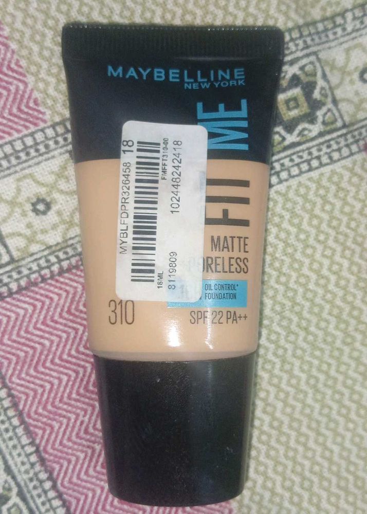 New  Maybelline Fit Me Foundation