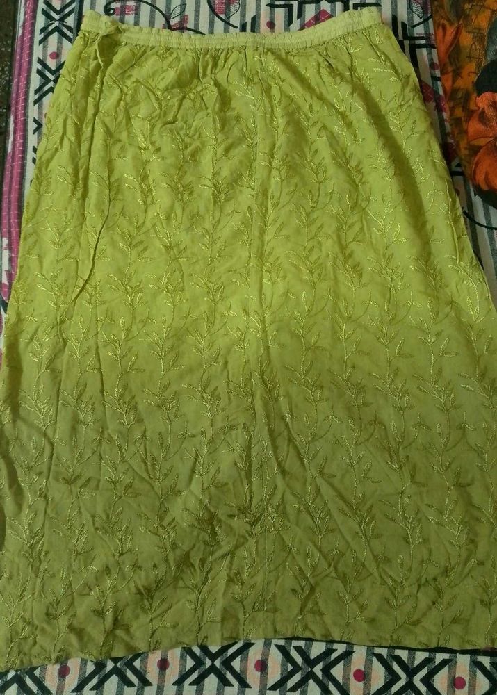 ethnic women skirt