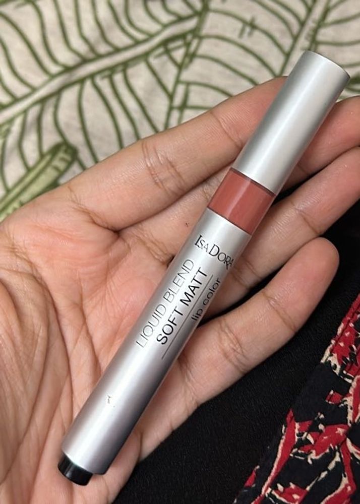 Isadora Liquid Lipstick