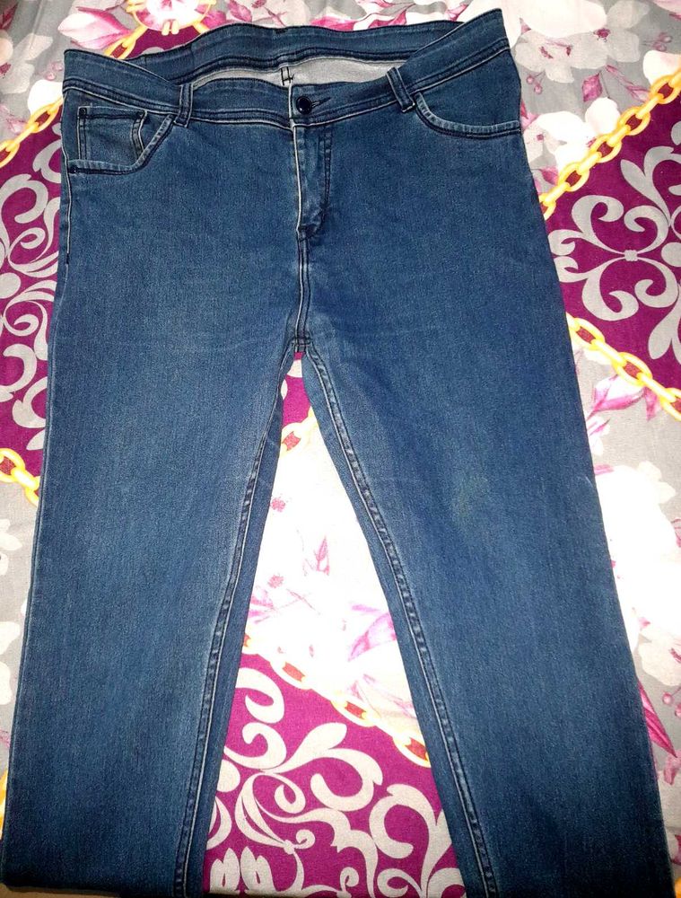 Classic Dark Wash Jeans