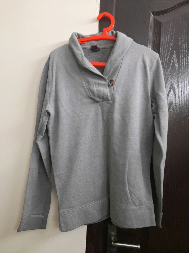 Very Good Quality Sweatshirt