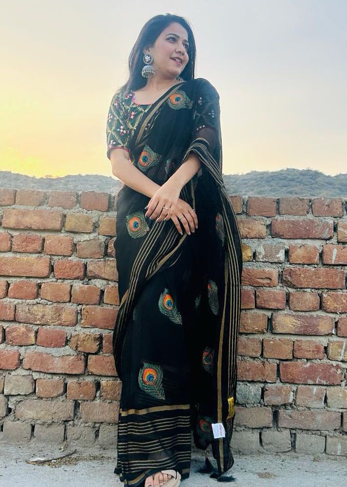 Elegant Black Peacock Print Saree (only Sare )