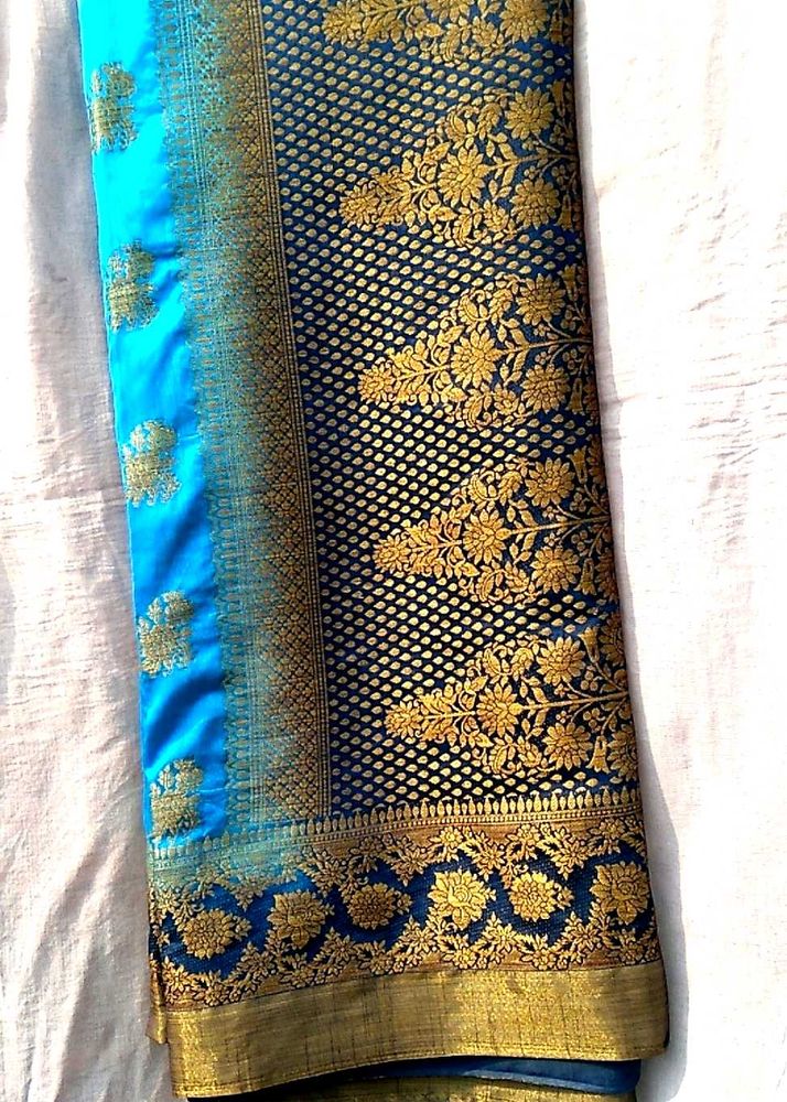 Elegant Blue &amp; Gold Saree
