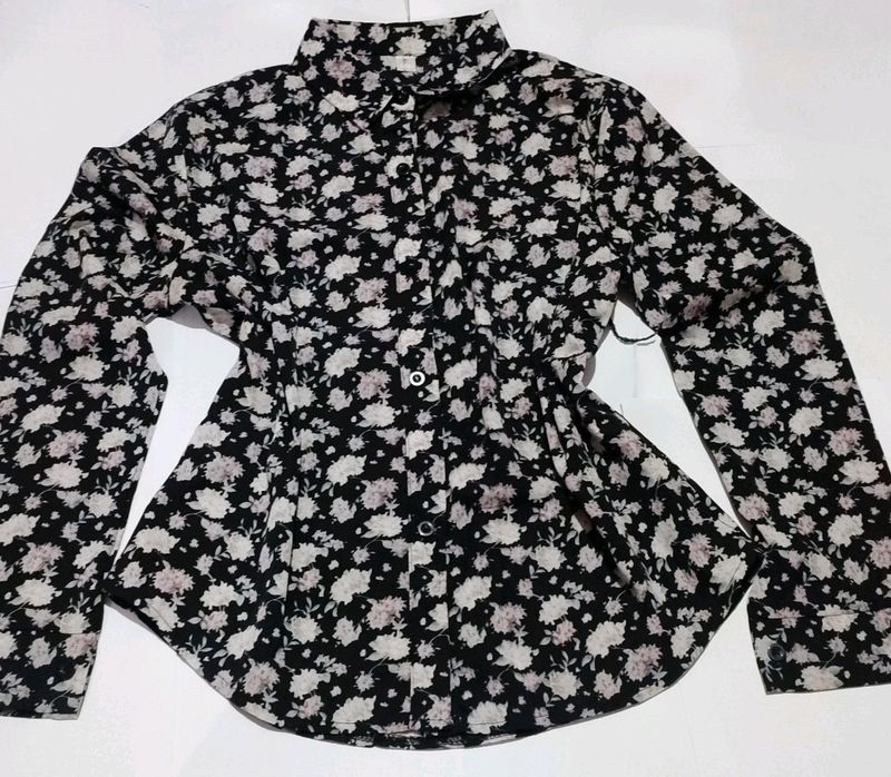 Floral Shirt🤍🖤