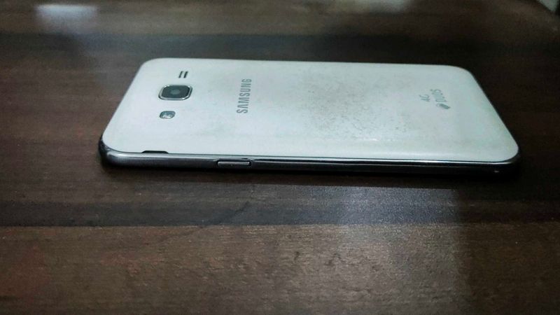 Galaxy J5