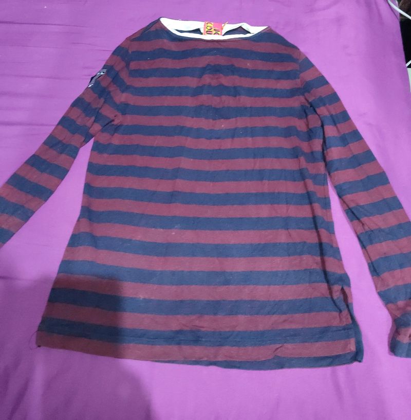 Long sleeved shirt