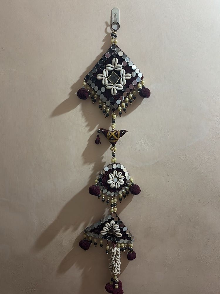 Beautiful Pompom Wall Decor Hanging