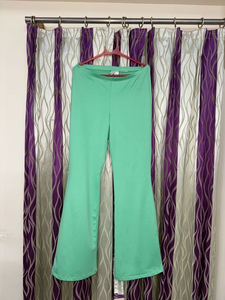 H&amp;M Green Bootcut Trousers