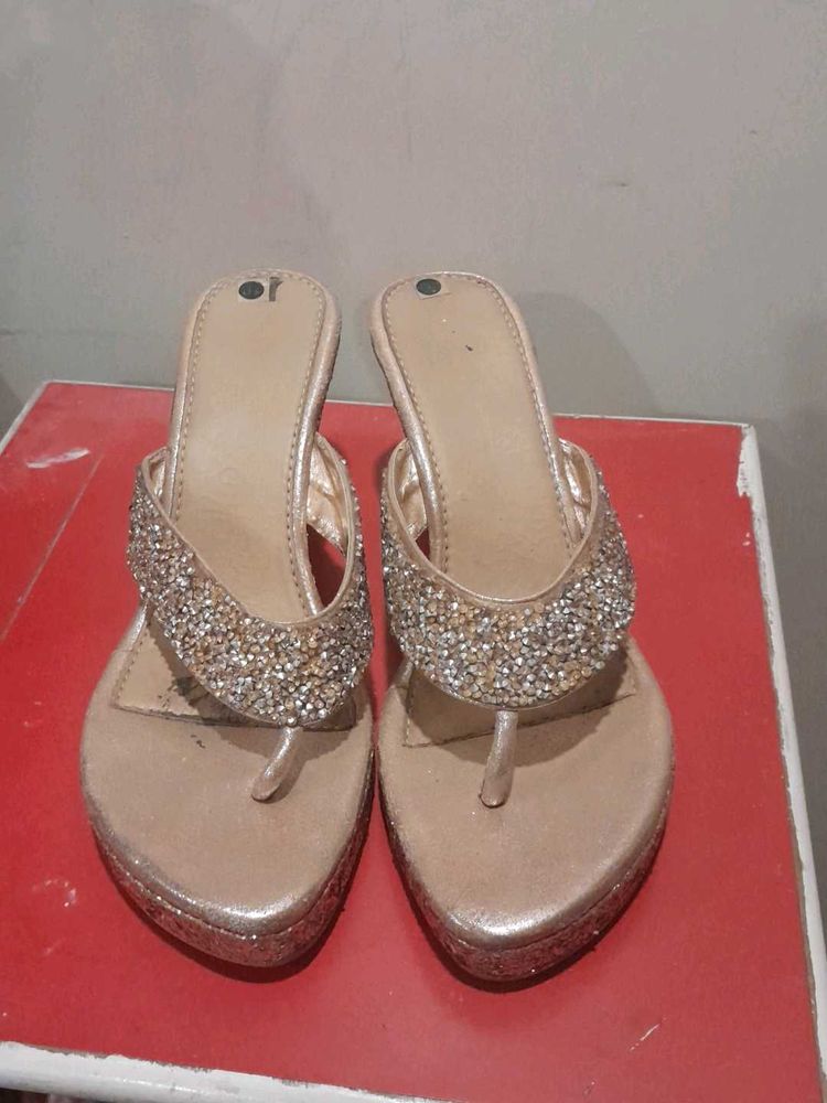 Sparkly Gold Thong Heel Sandals