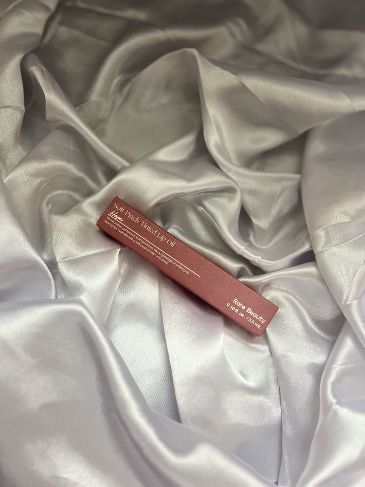 Rare Beauty Lip Oil