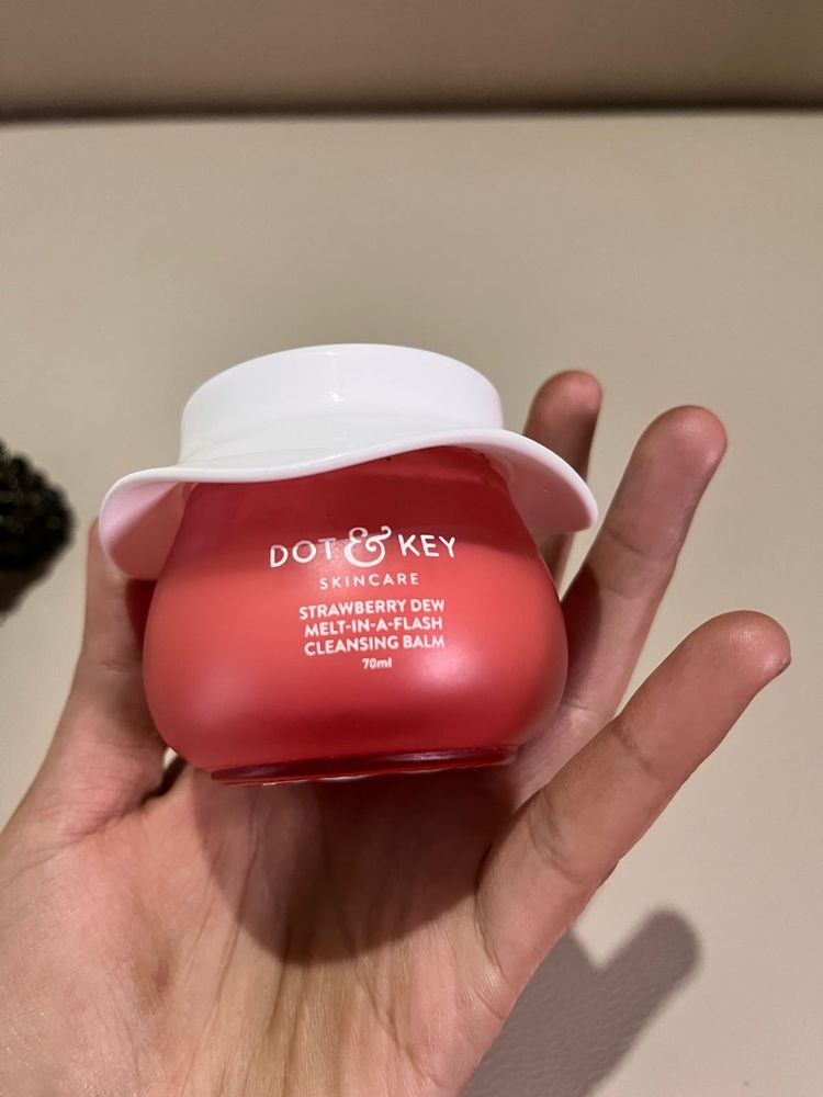 Dot &amp; Key Strawberry Cleansing Balm
