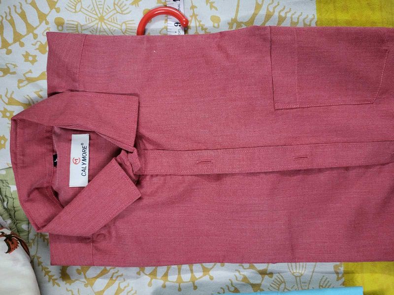 CalyMore Rose Button-Down Shirt