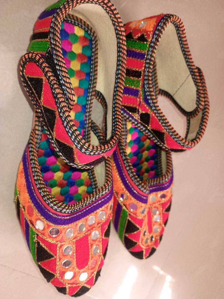 Brand new Colorful Rajasthani juti