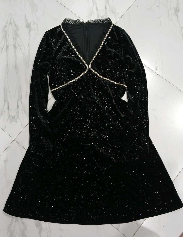 Velvet hot silver diamond chain decorated dress🖤