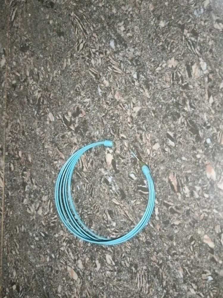 Trendy Big Blue Hoops