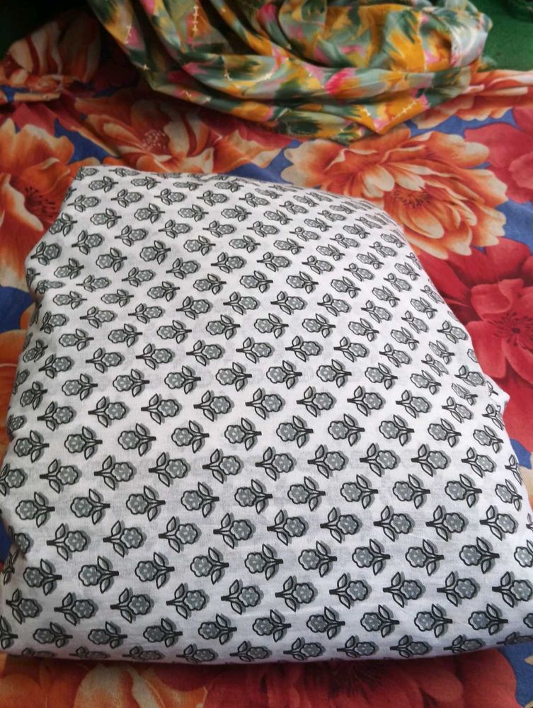 Pink And White Colour Cotton Without DUBATTA