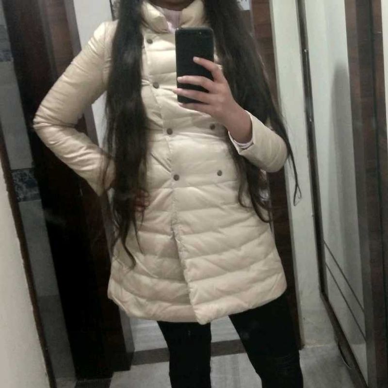 Elegant Beige Padded Jacket
