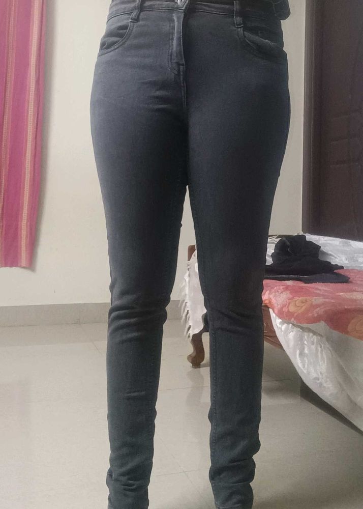 Dark Wash Skinny Jeans