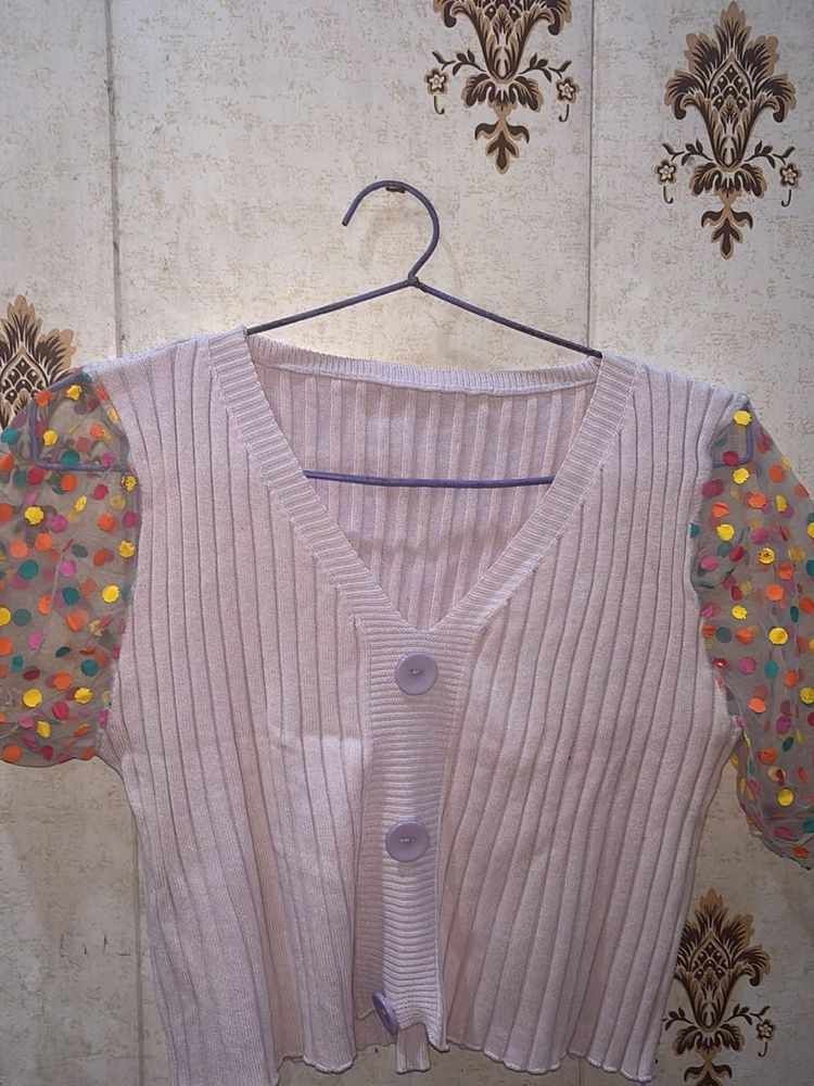 Cute lavender crop top with net sleeves