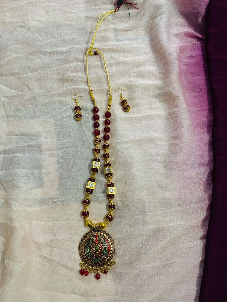Beautiful Jewellery Set With Earrings❤️