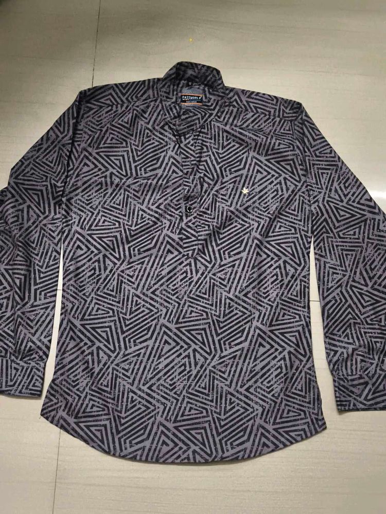 Printed Men&#39;s Shirt