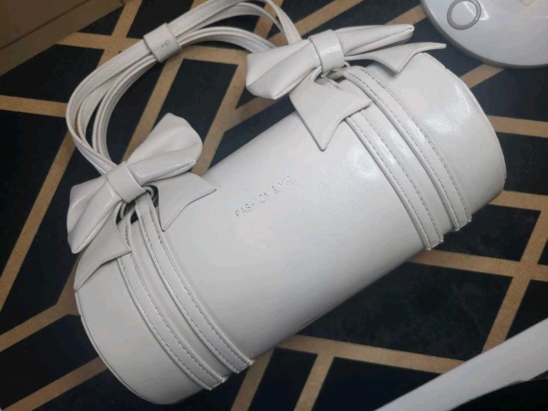 Fahion And YM WHITE BAG