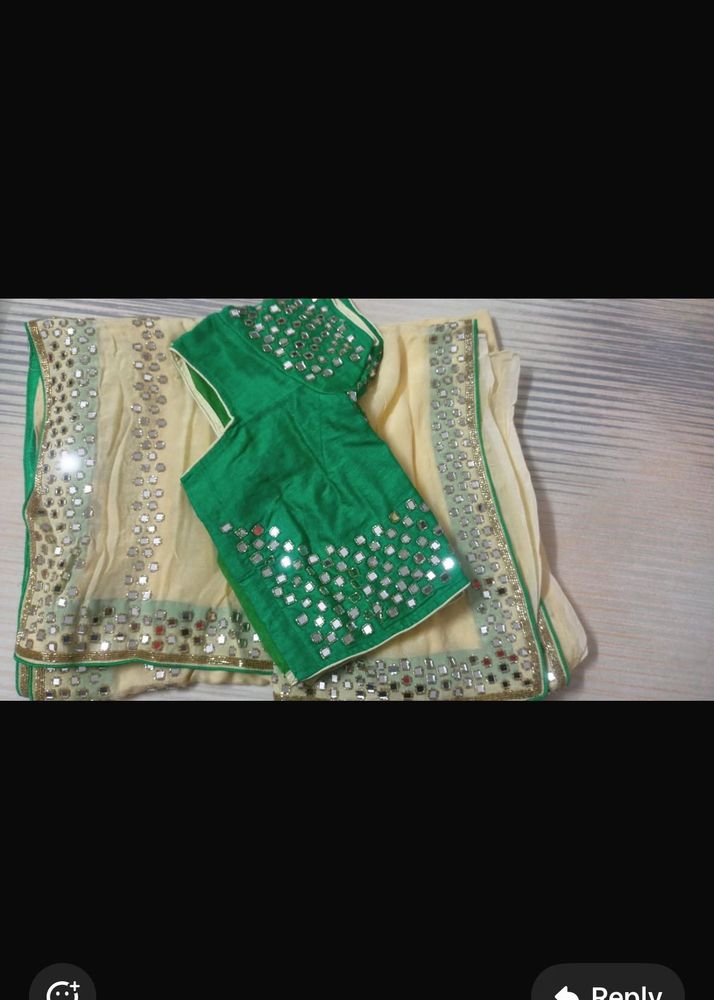 Saree With Blouse