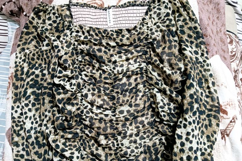 Leopard Print Ruched Top