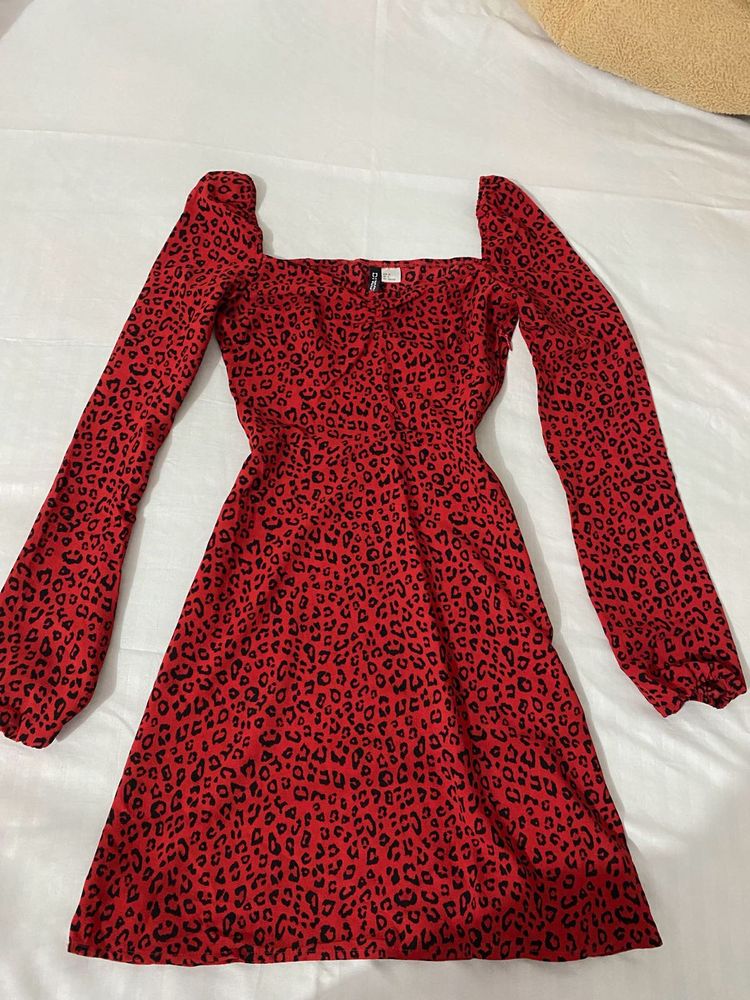 Red Leopard Print Long Sleeve Dress