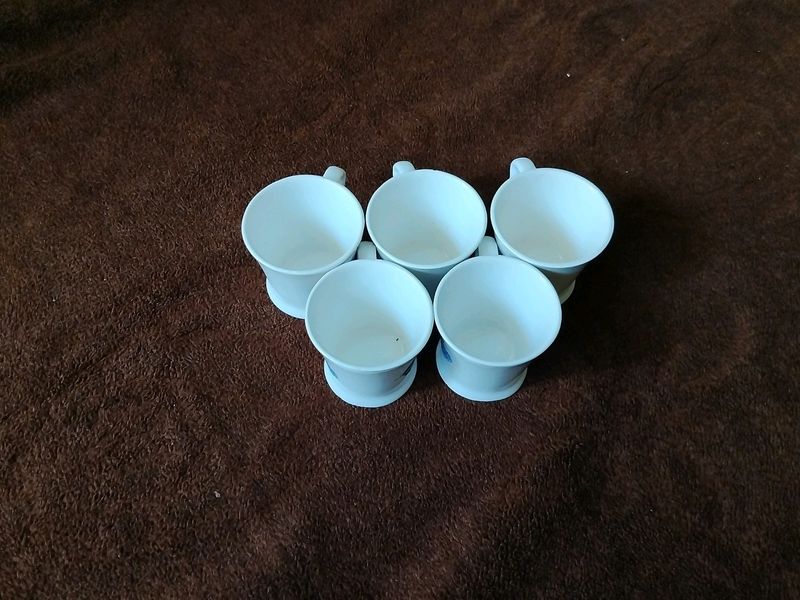 Cups